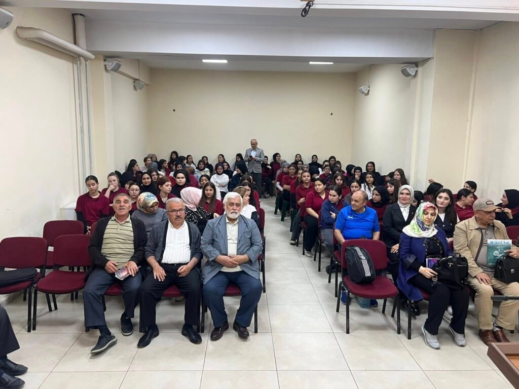 Sevim Şirikçi Öğrenci şair buluşması